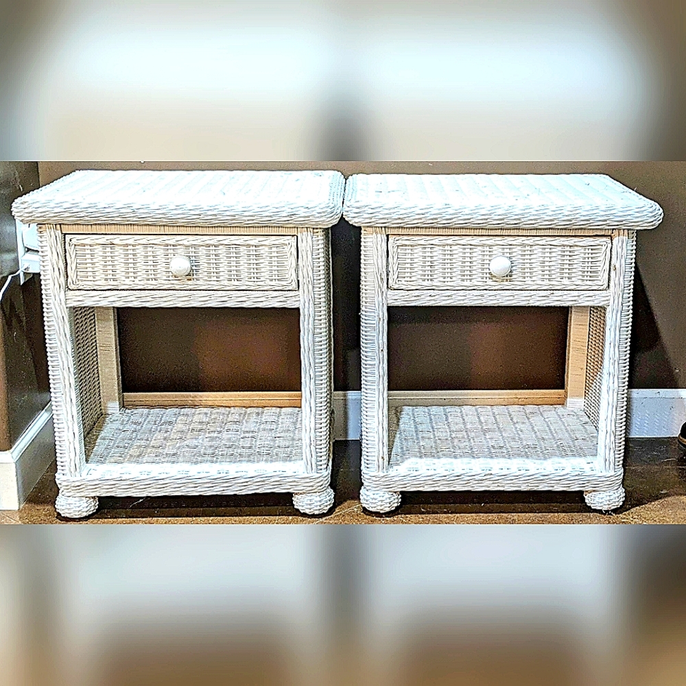 Set of wicker night stamds